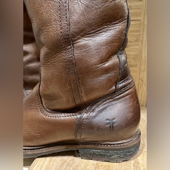 EUC FRYE Mara Button Tall Shearling Lined Chocolate Brown Leather Boots - Picture 5 of 16